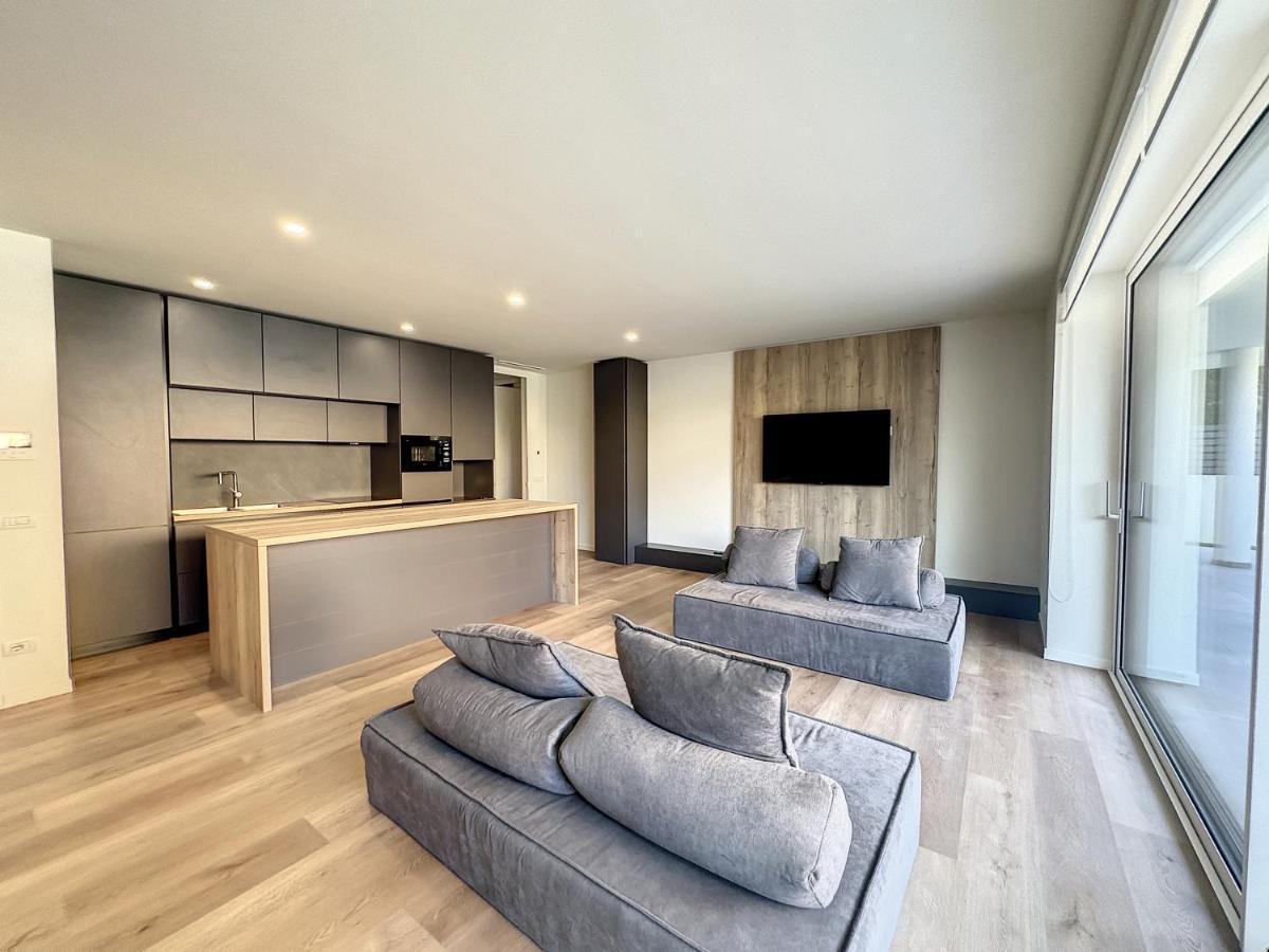 Ad Suite Apartment Riva del Garda Eksteriør billede
