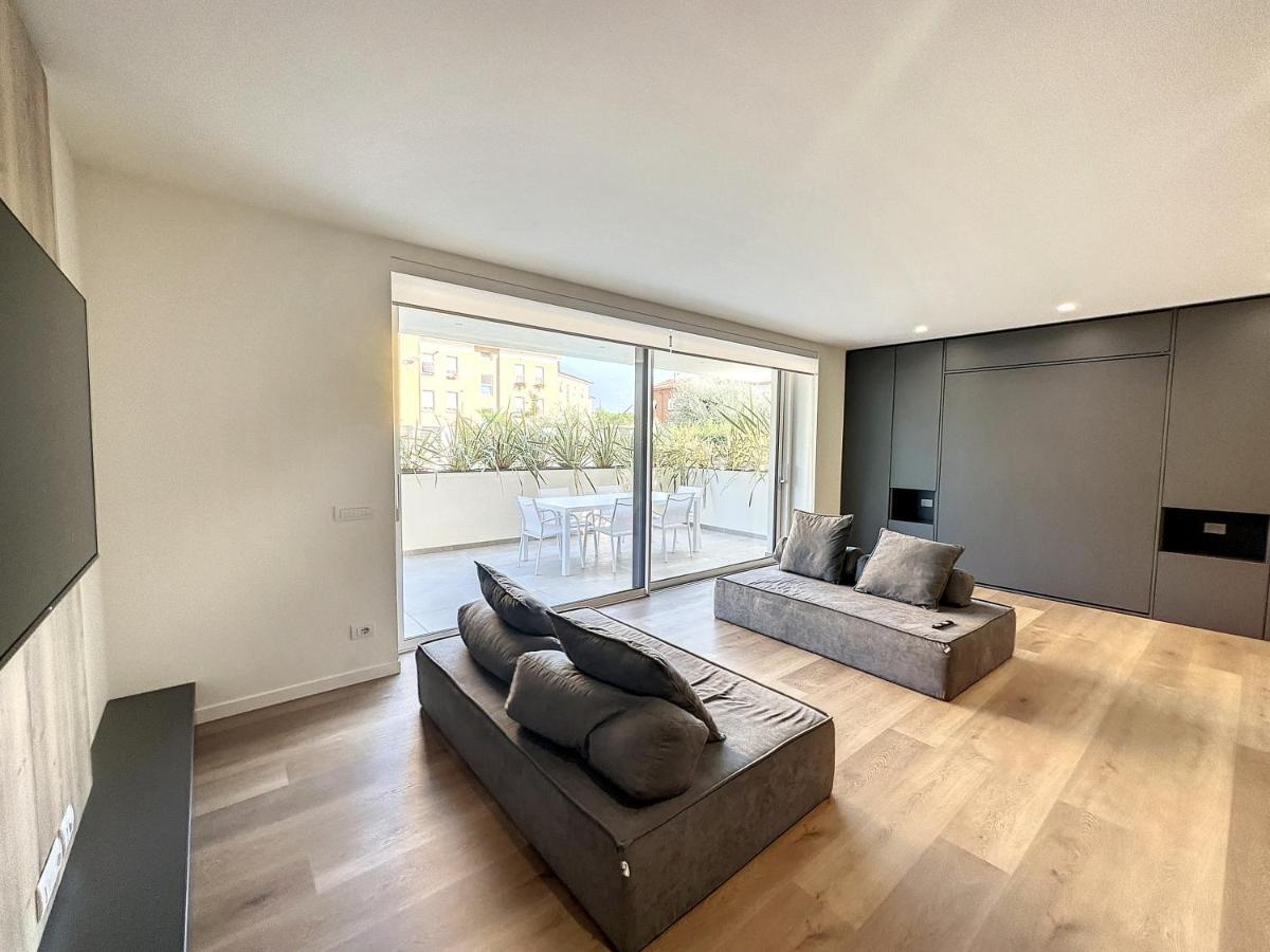 Ad Suite Apartment Riva del Garda Eksteriør billede