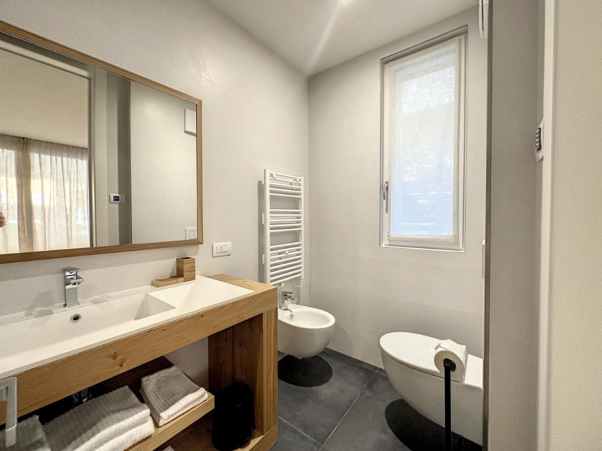 Ad Suite Apartment Riva del Garda Eksteriør billede