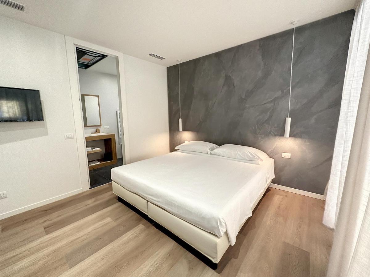 Ad Suite Apartment Riva del Garda Eksteriør billede
