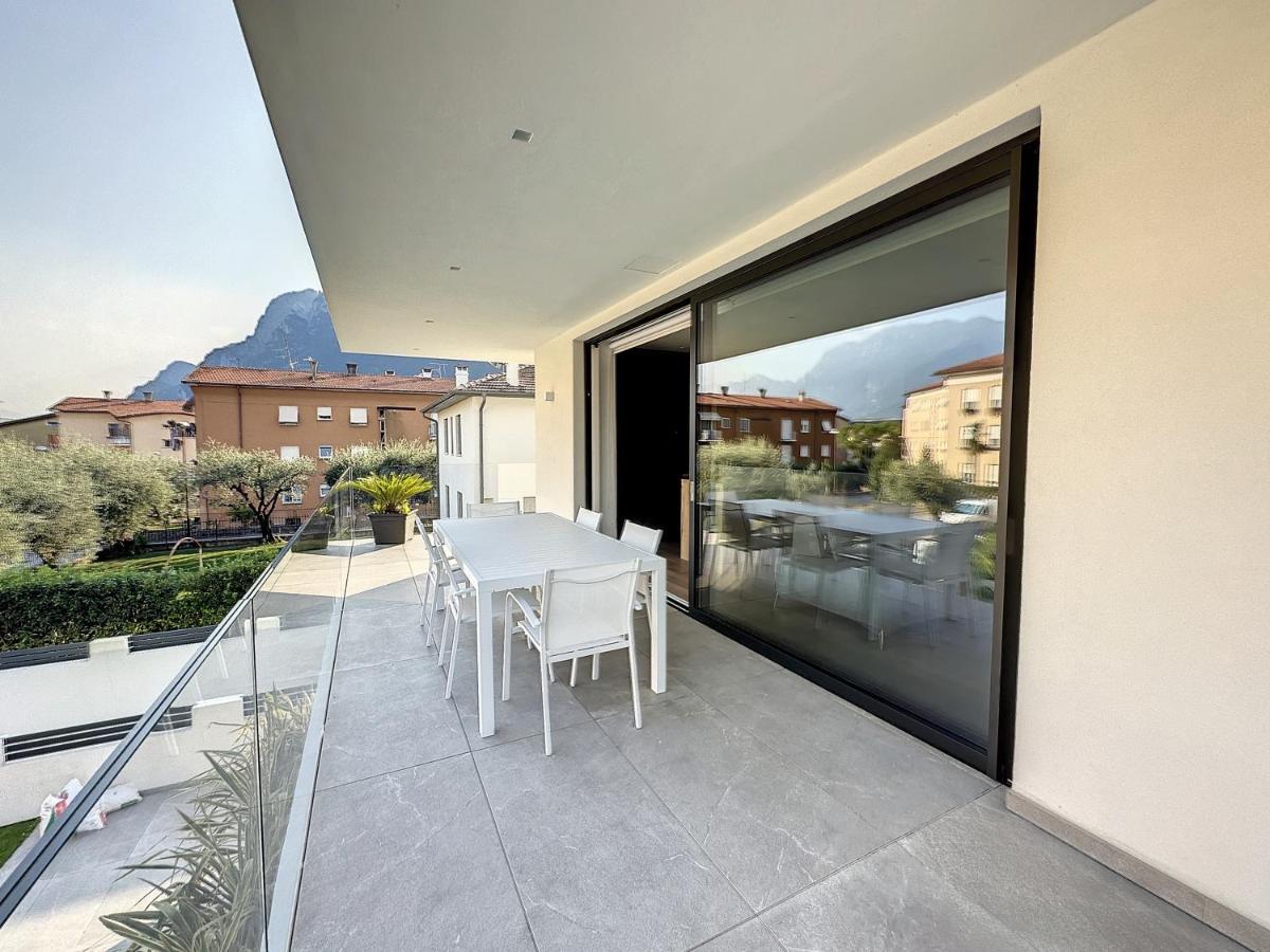Ad Suite Apartment Riva del Garda Eksteriør billede