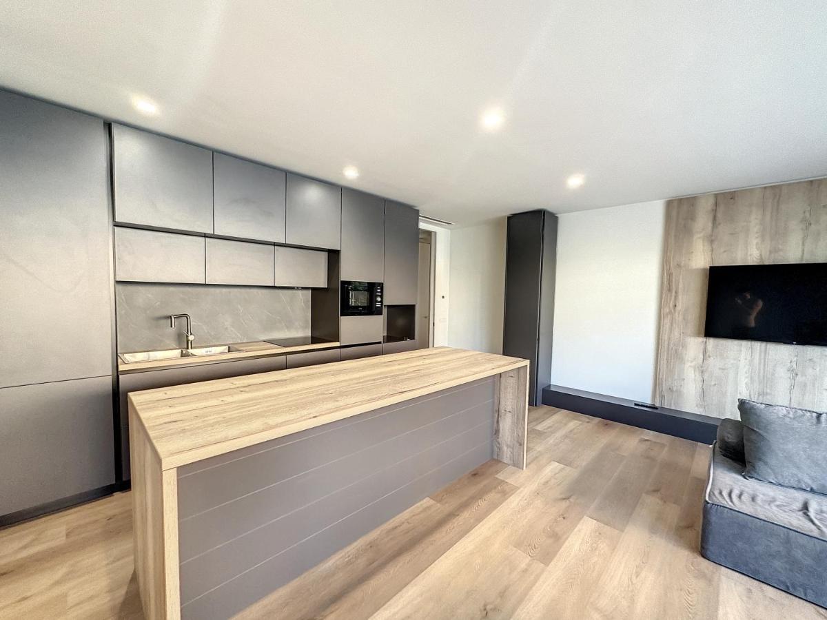 Ad Suite Apartment Riva del Garda Eksteriør billede