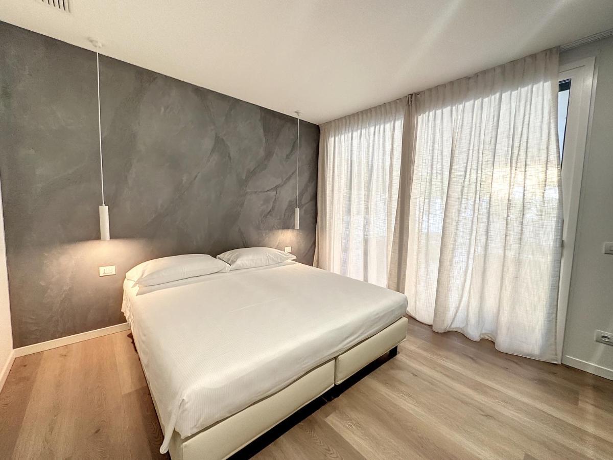 Ad Suite Apartment Riva del Garda Eksteriør billede