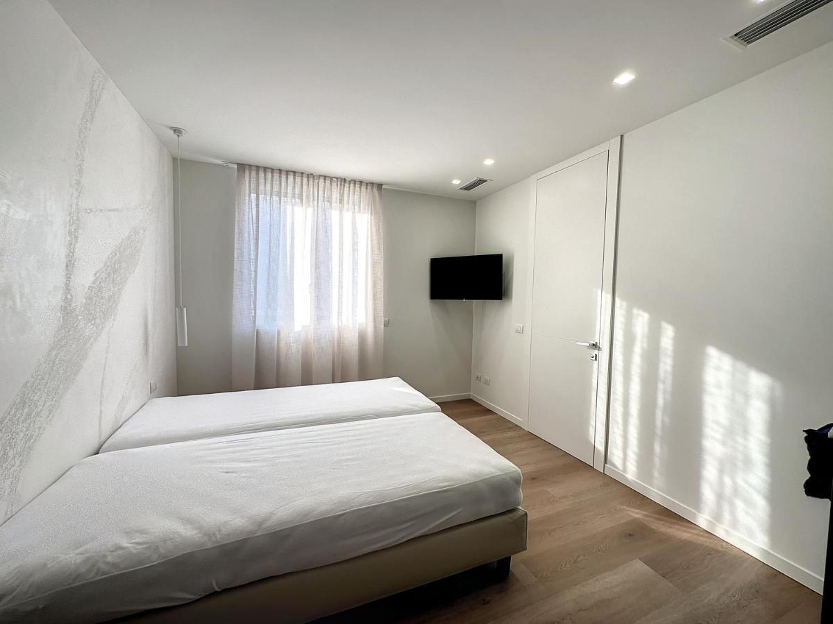 Ad Suite Apartment Riva del Garda Eksteriør billede