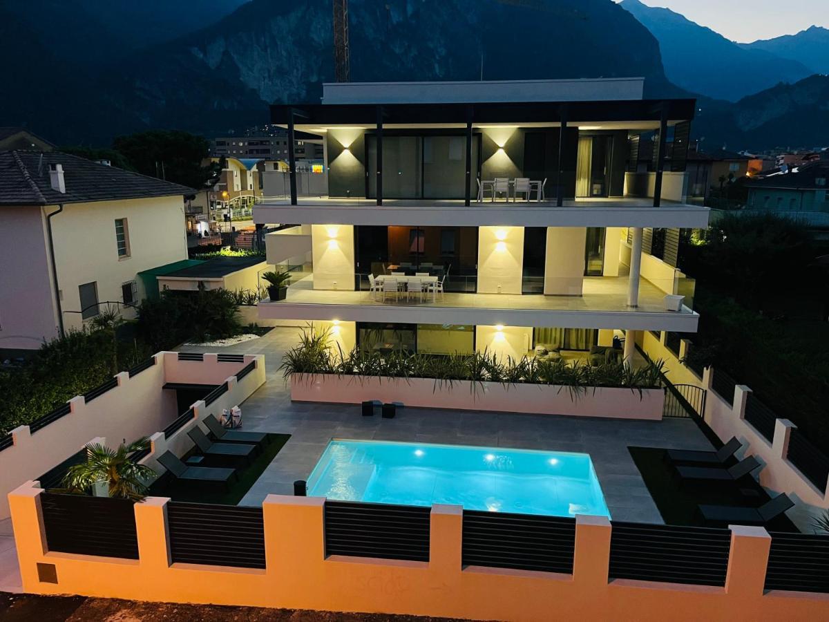 Ad Suite Apartment Riva del Garda Eksteriør billede