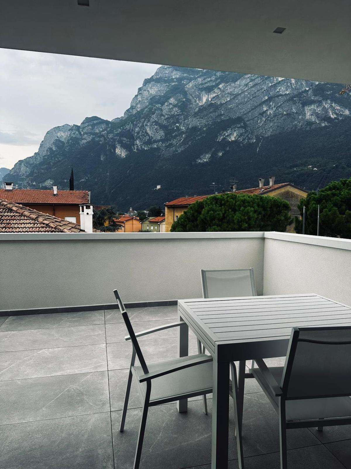 Ad Suite Apartment Riva del Garda Eksteriør billede