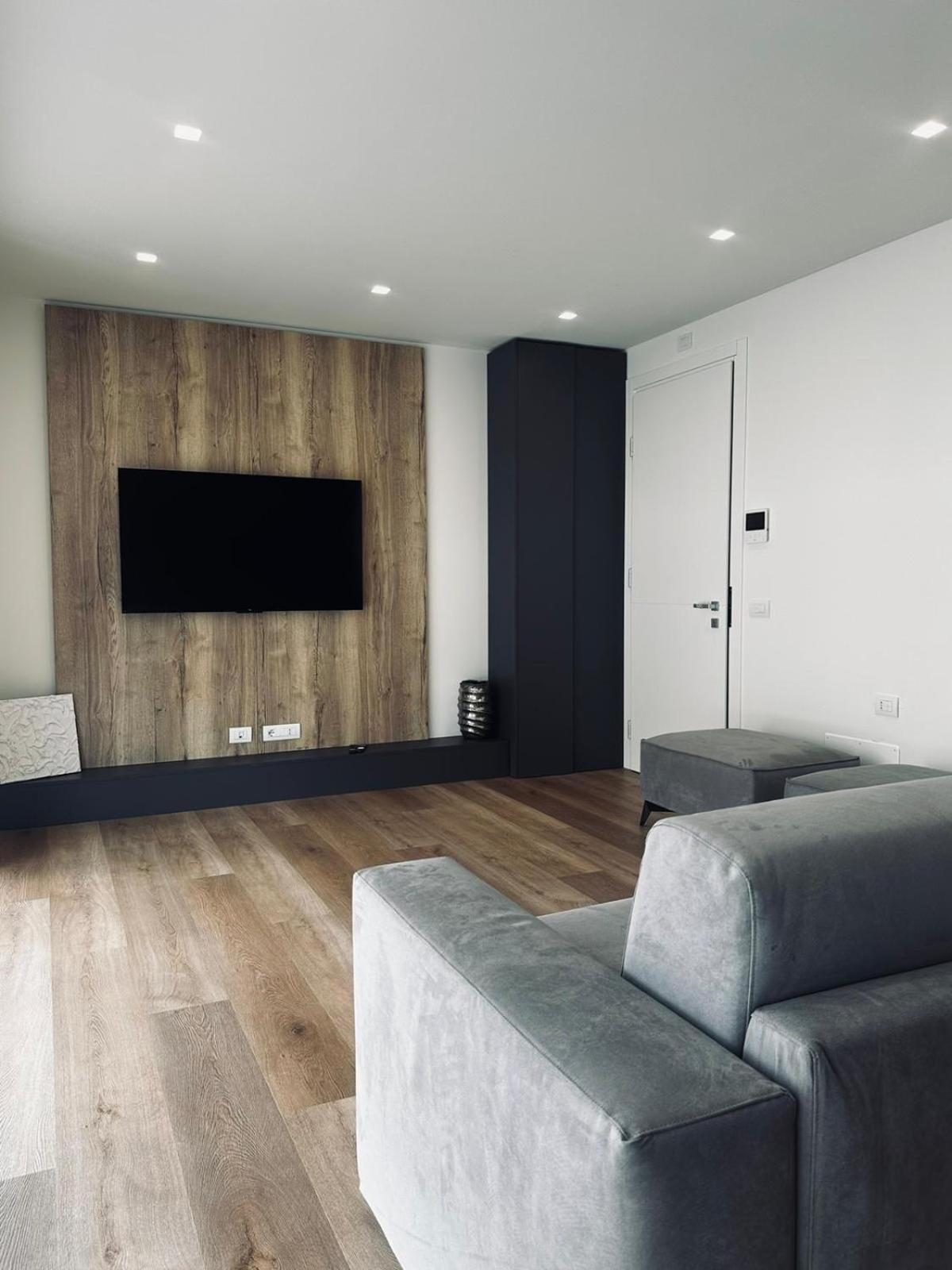 Ad Suite Apartment Riva del Garda Eksteriør billede