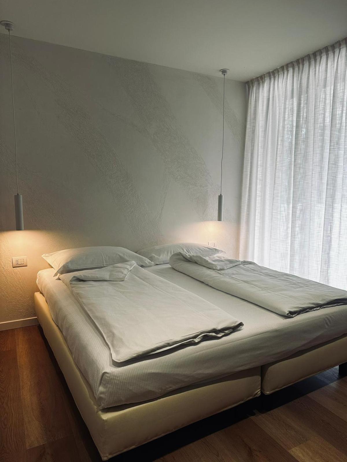 Ad Suite Apartment Riva del Garda Eksteriør billede