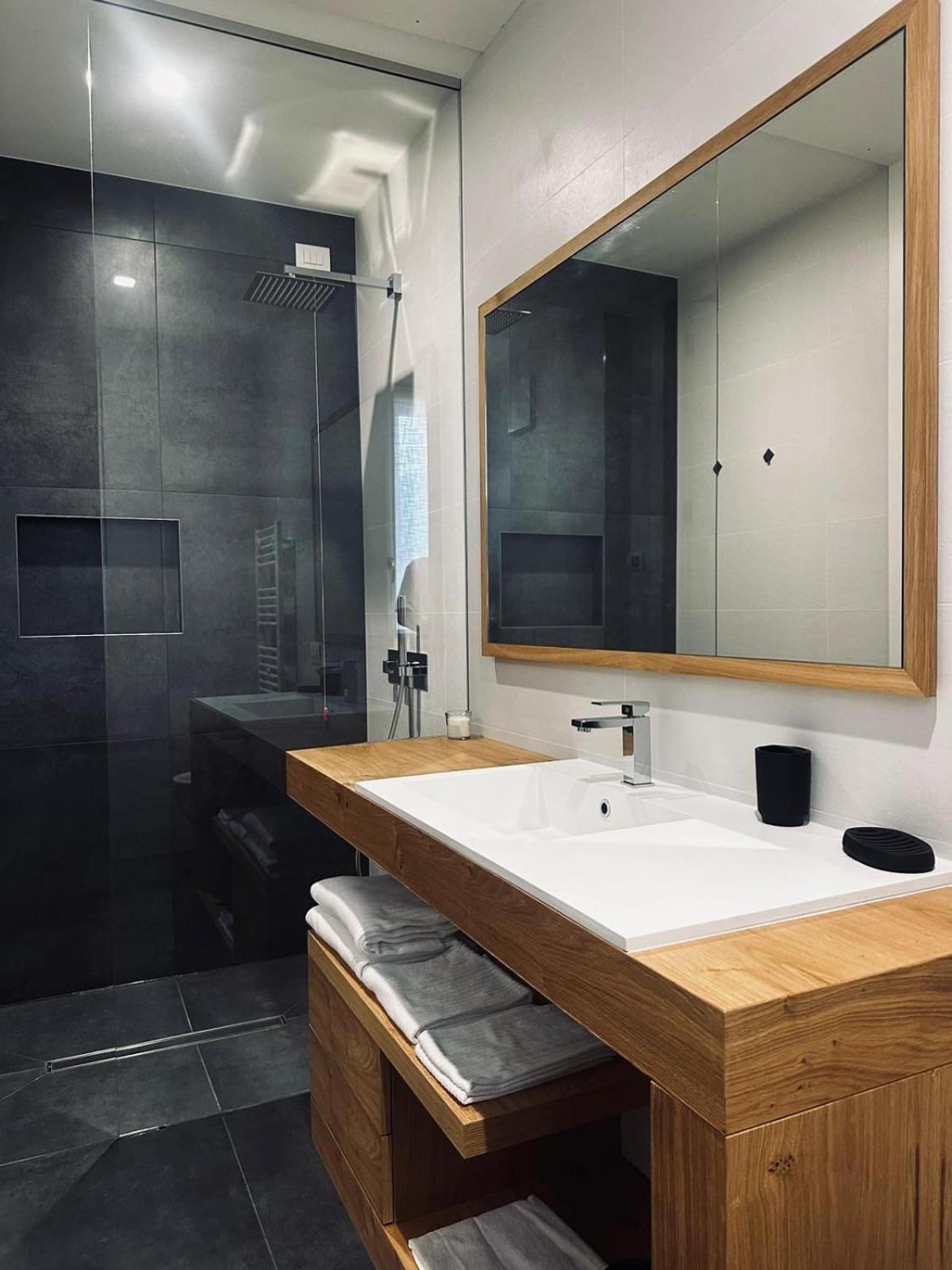 Ad Suite Apartment Riva del Garda Eksteriør billede