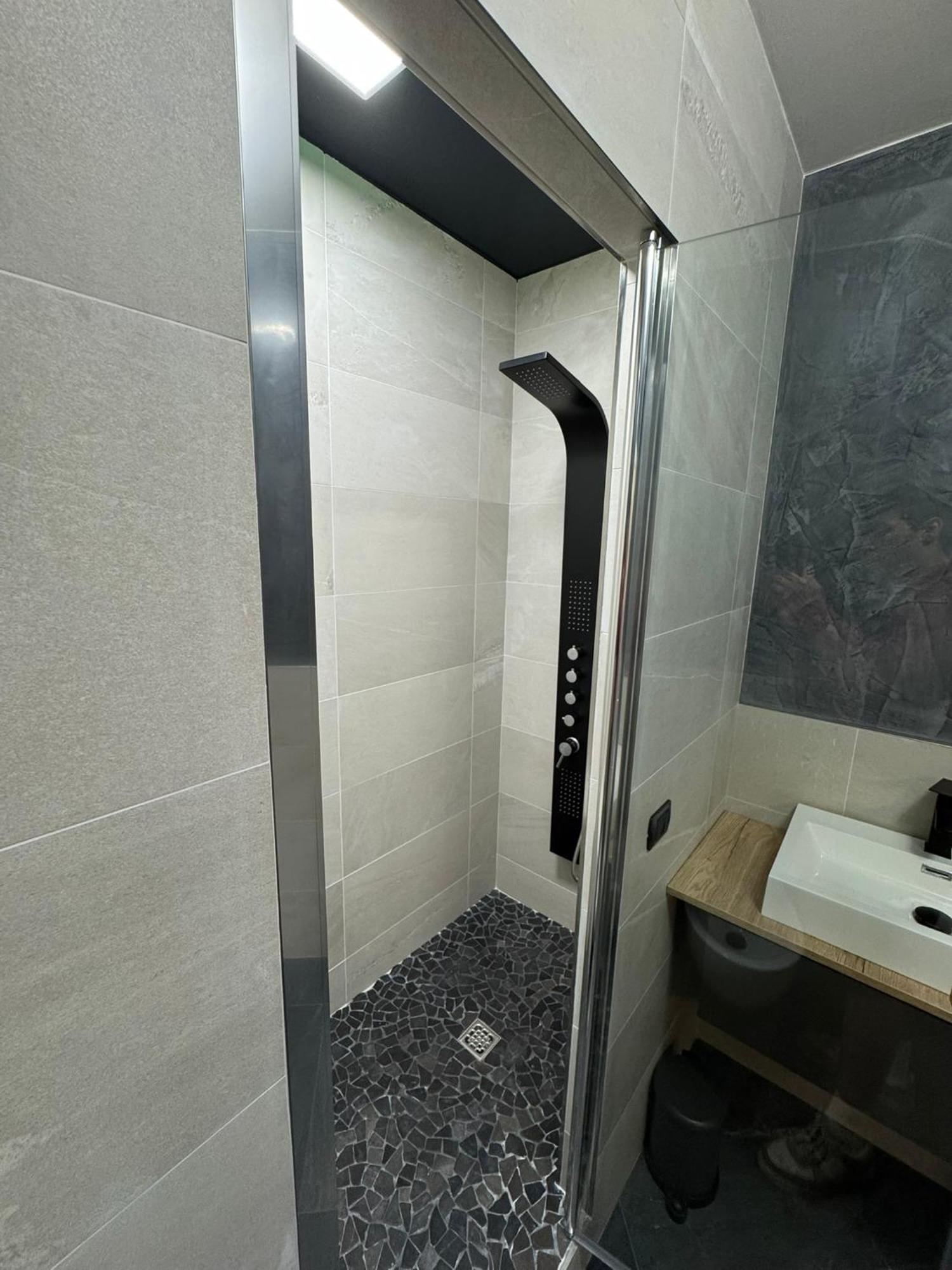 Ad Suite Apartment Riva del Garda Eksteriør billede